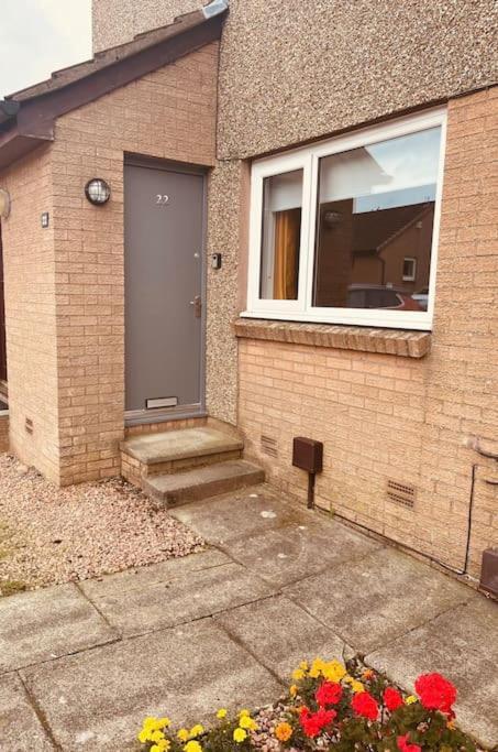 Glenbervie - Beautifully Refurbished, Self-Contained Apartment Dunfermline Exterior photo